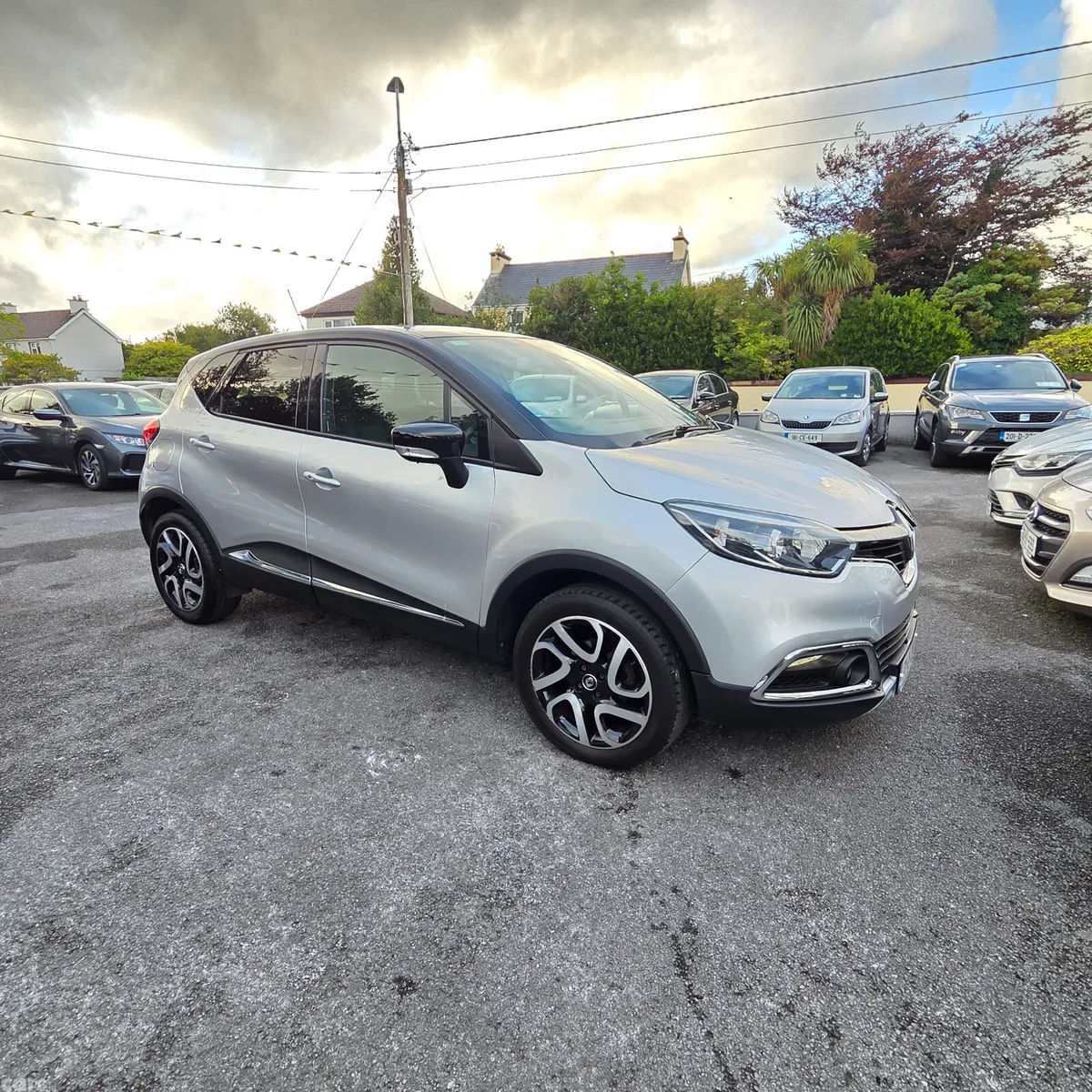 Renault Captur Hatchback, Petrol, 2017, Grey