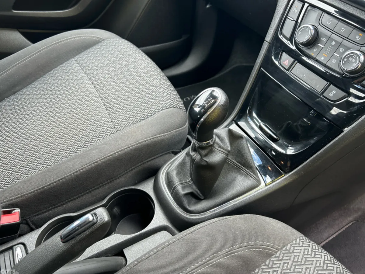 Opel Mokka MPV, Diesel, 2019, White