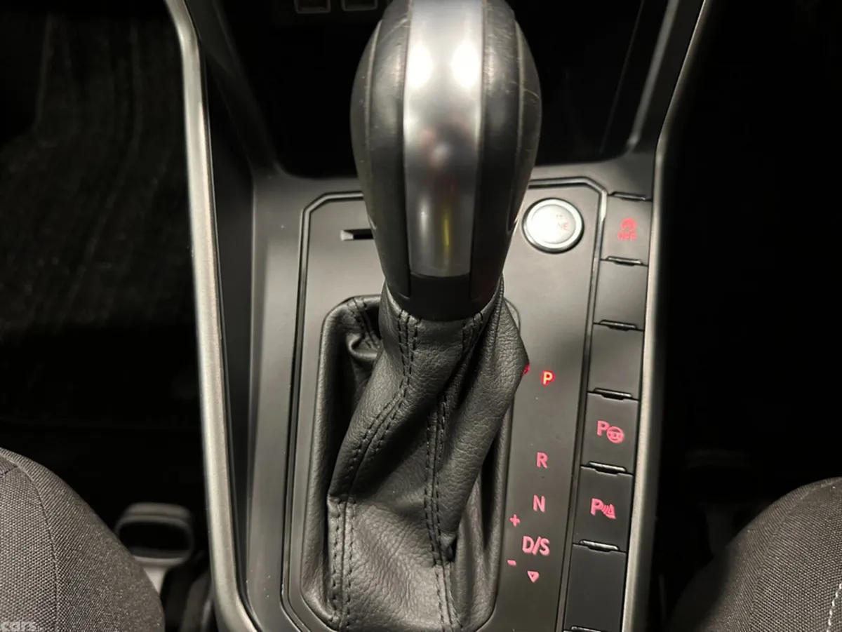 Volkswagen Polo Hatchback, Petrol, 2020, White