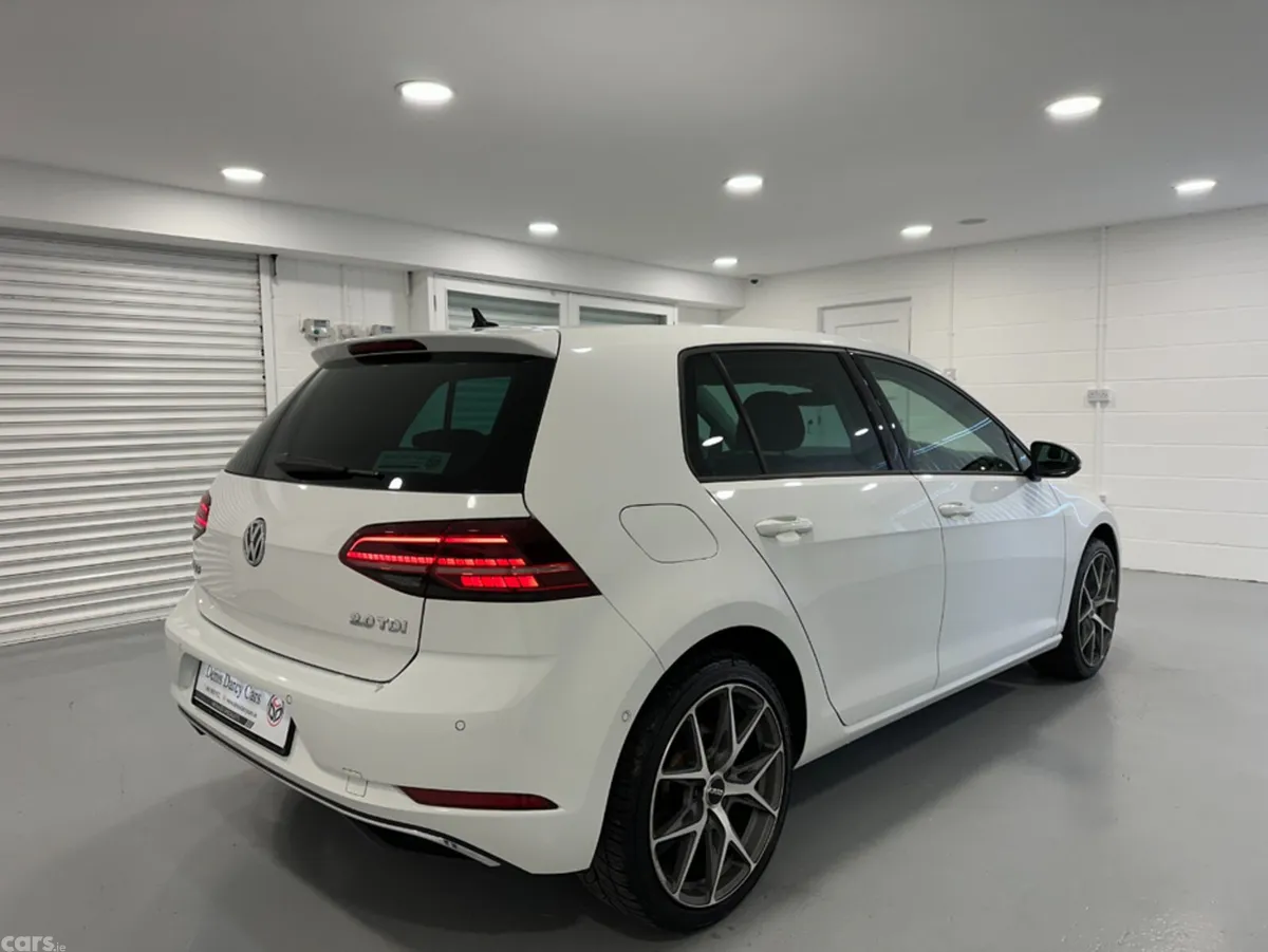 Volkswagen Golf Hatchback, Petrol, 2020, White
