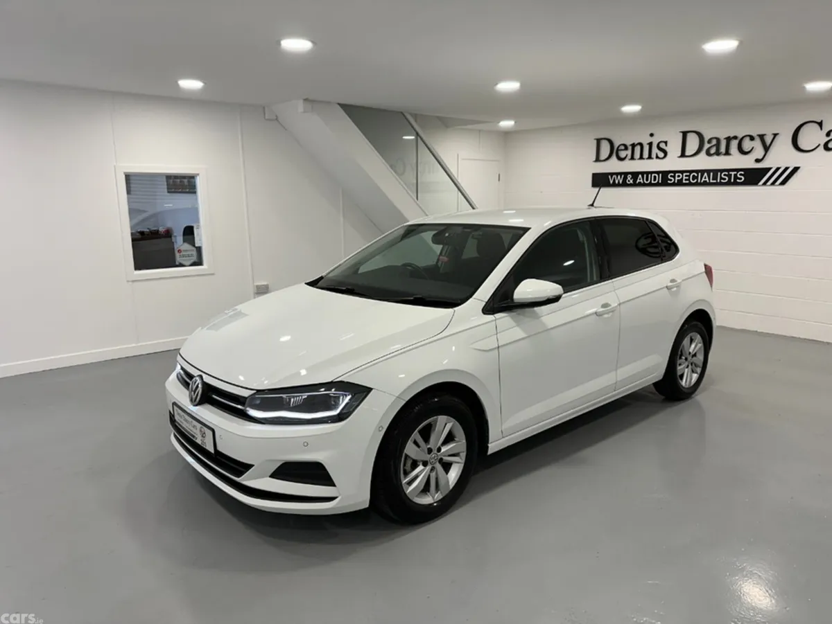 Volkswagen Polo Hatchback, Petrol, 2020, White