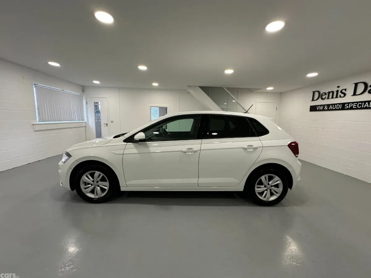 Volkswagen Polo Hatchback, Petrol, 2020, White