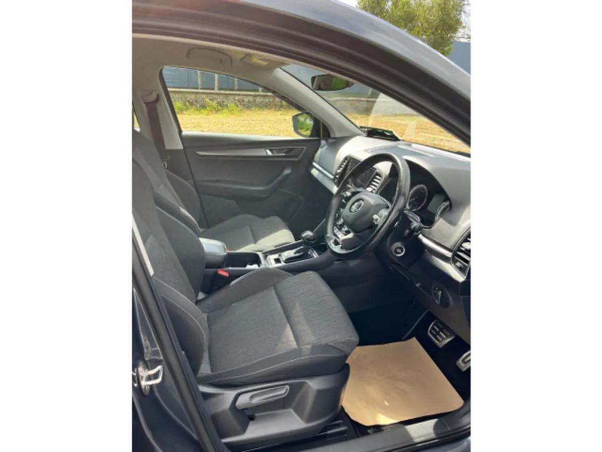 Skoda Karoq Estate, Diesel, 2021, Grey