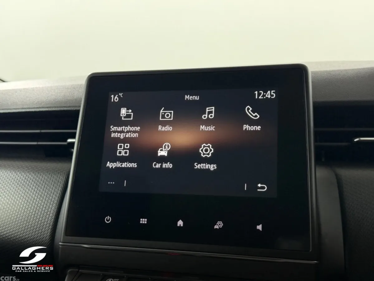Renault Clio Hatchback, Petrol, 2022, Black