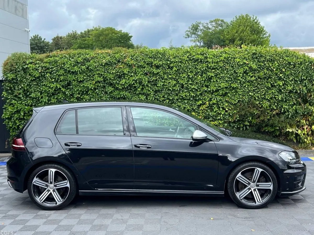 Volkswagen Golf Hatchback, Petrol, 2016, Black