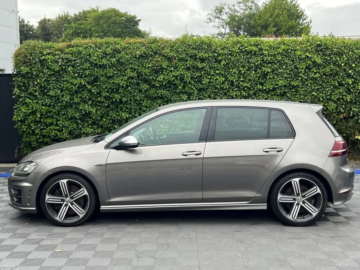 Volkswagen Golf Hatchback, Petrol, 2015, Grey
