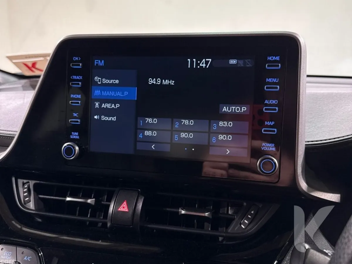 Toyota C-HR SUV, Petrol Hybrid, 2021, Blue