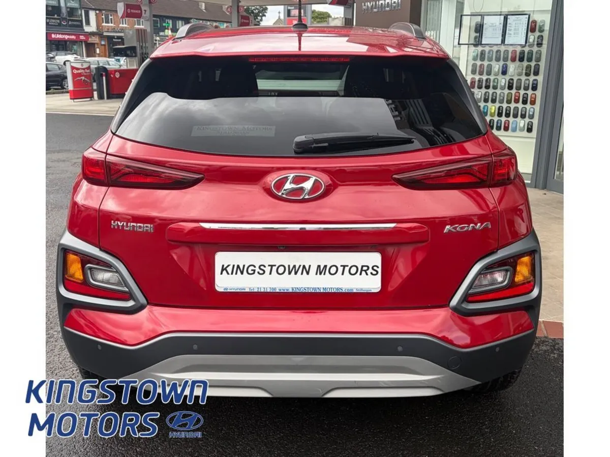 Hyundai KONA MPV, Petrol, 2019, Red