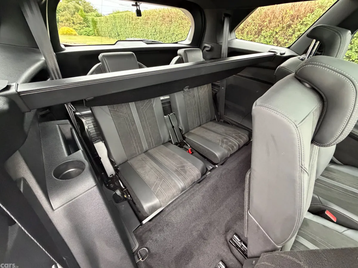Peugeot 5008 SUV, Diesel, 2021, Blue