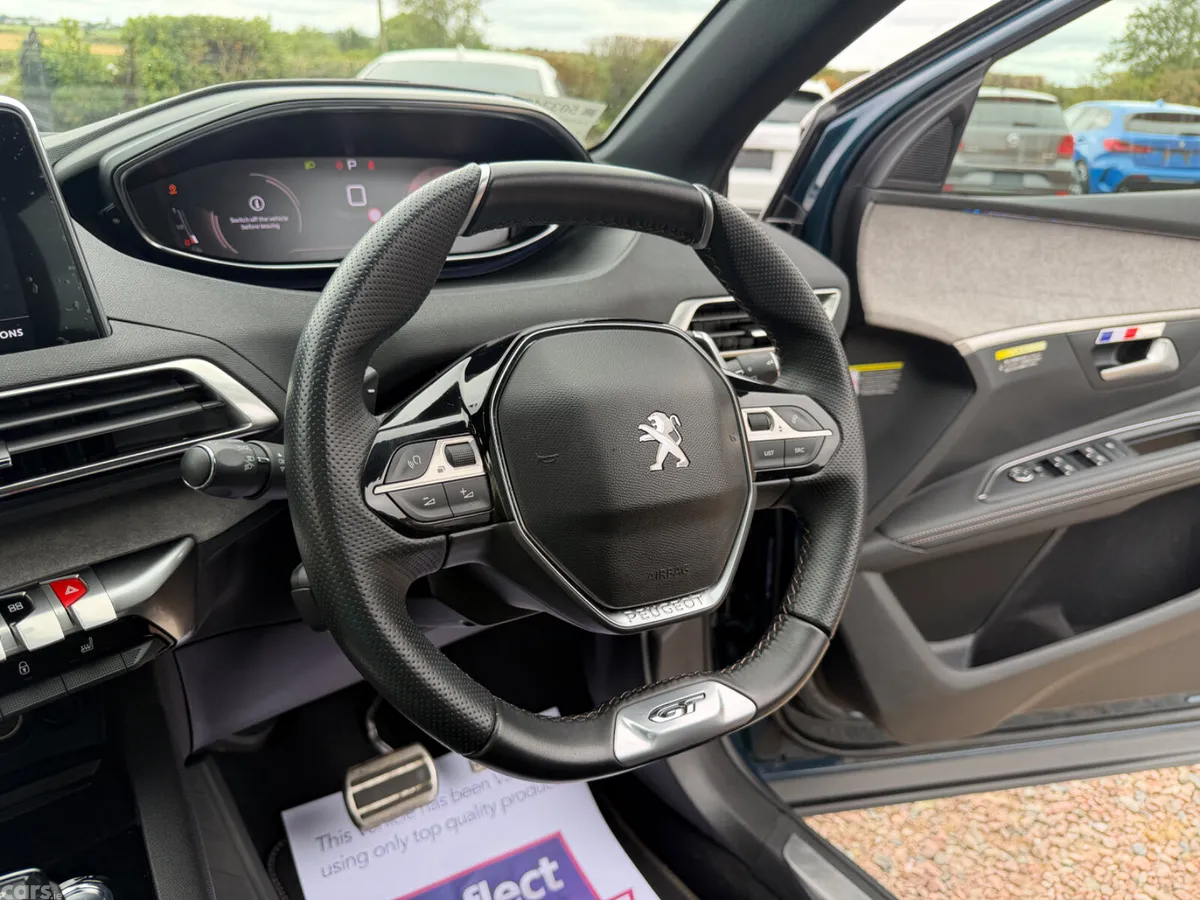 Peugeot 5008 SUV, Diesel, 2021, Blue