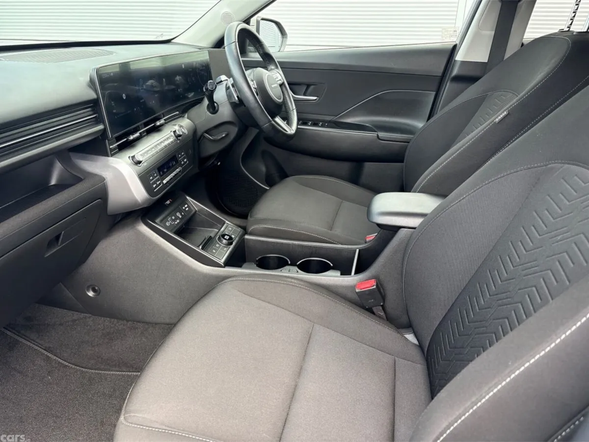 Hyundai KONA MPV, Petrol Hybrid, 2024, Grey