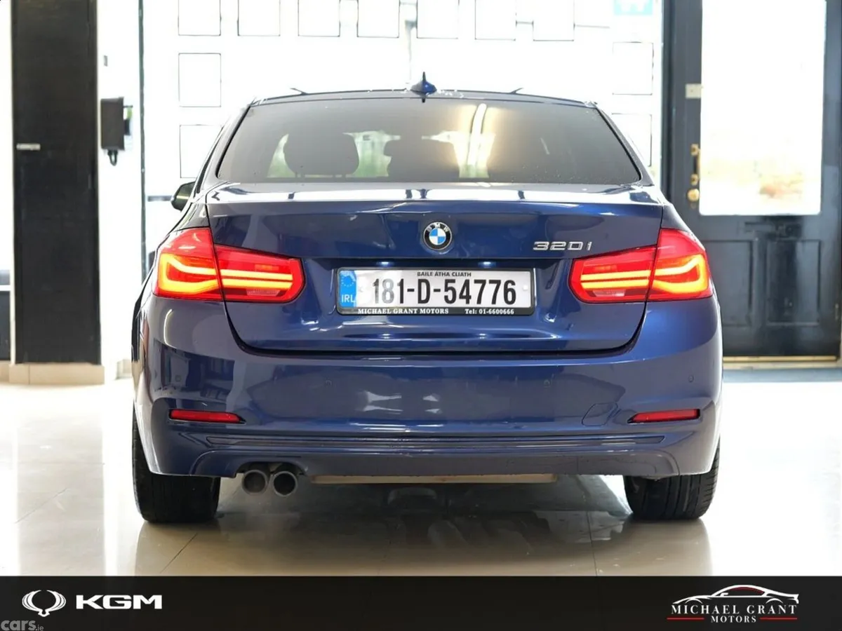 BMW 3-Series Saloon, Petrol, 2018, Blue