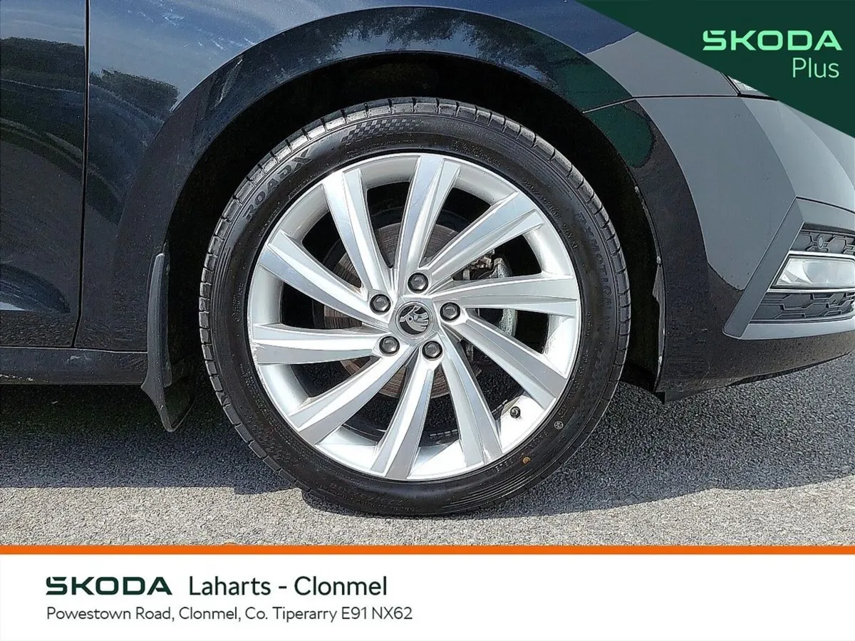 Skoda Octavia Saloon, Diesel, 2024, Black
