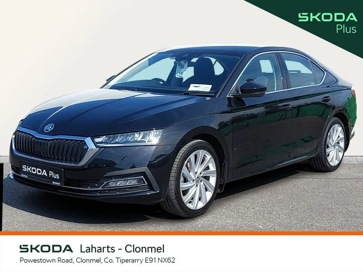 Skoda Octavia Saloon, Diesel, 2024, Black