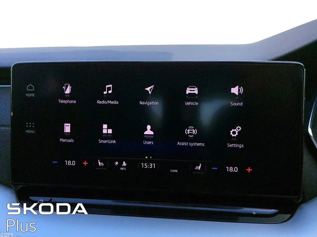 Skoda Octavia Saloon, Diesel, 2024, Black