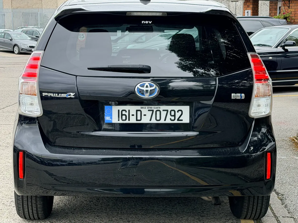 Toyota Prius MPV, Petrol Hybrid, 2016, Black