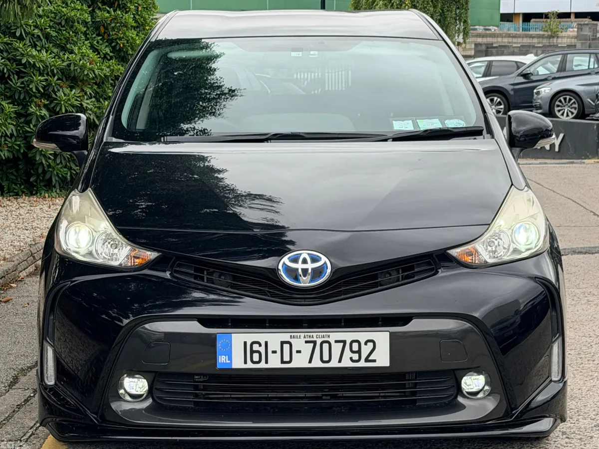 Toyota Prius MPV, Petrol Hybrid, 2016, Black