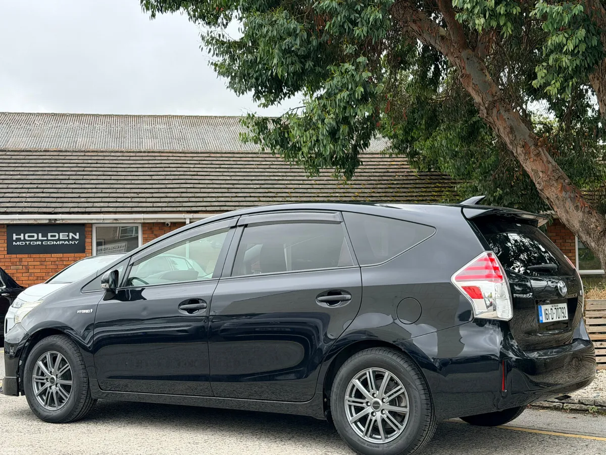 Toyota Prius MPV, Petrol Hybrid, 2016, Black