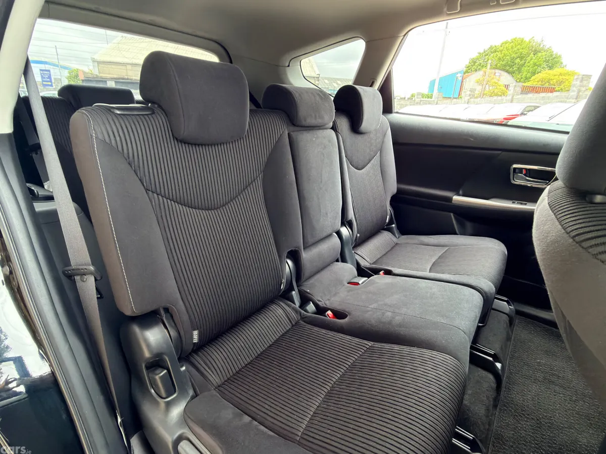 Toyota Prius MPV, Petrol Hybrid, 2016, Black
