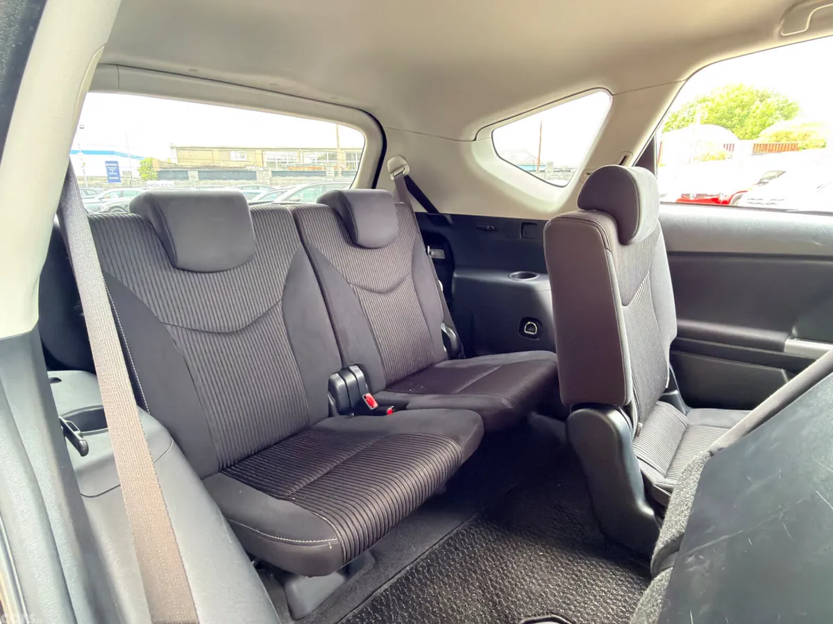 Toyota Prius MPV, Petrol Hybrid, 2016, Black
