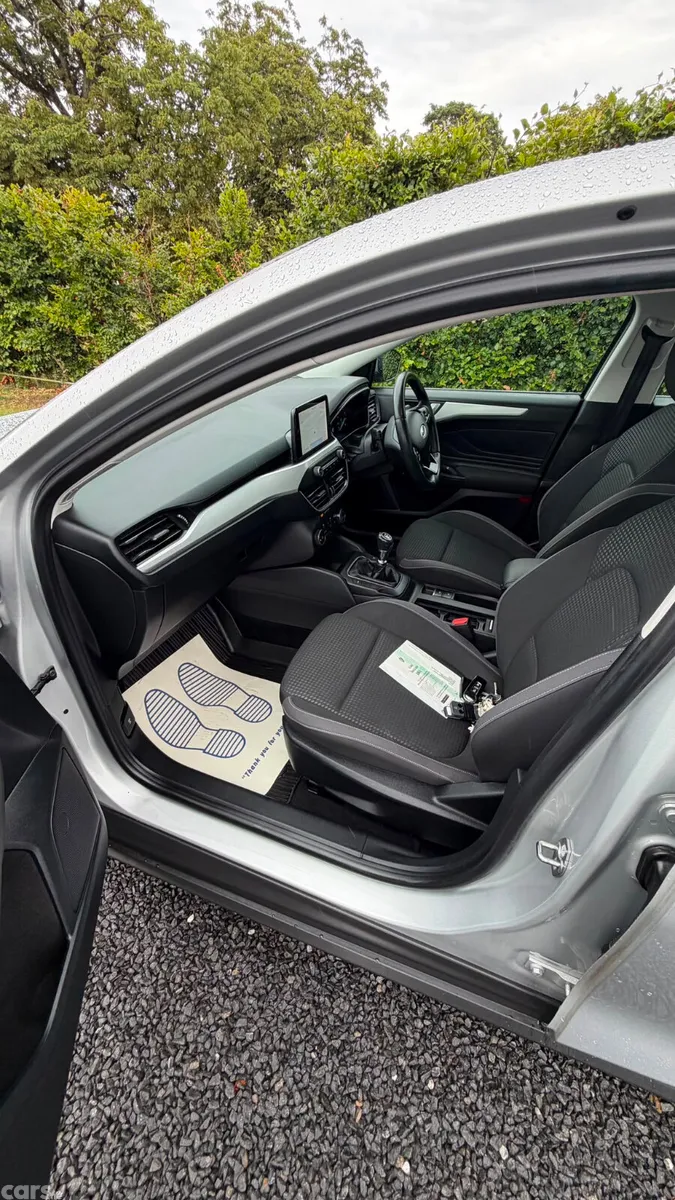Ford Focus Hatchback, Diesel, 2021, Silver