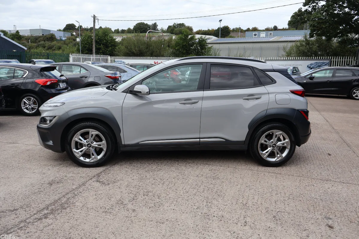 Hyundai KONA MPV, Petrol, 2022, Grey