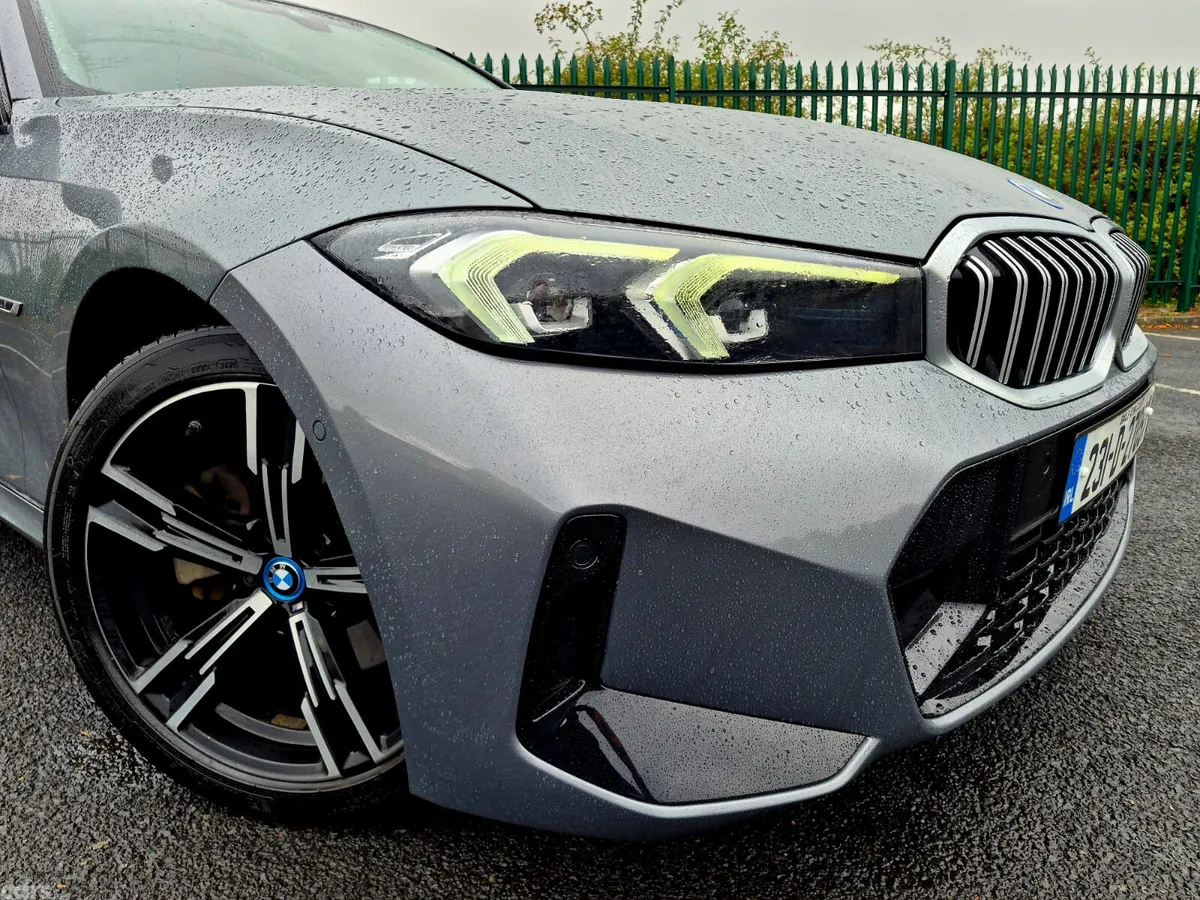 BMW 3-Series Saloon, Petrol Plug-in Hybrid, 2023, Grey