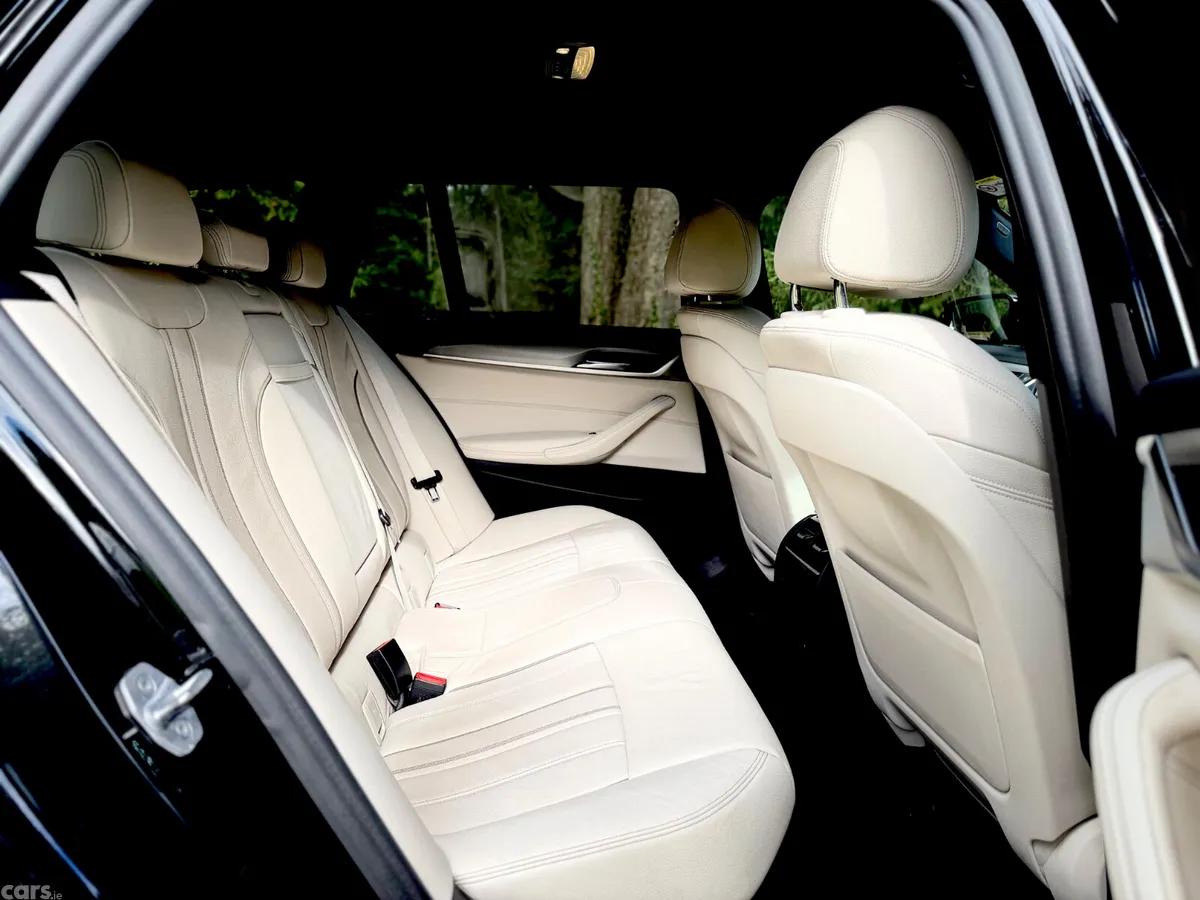 BMW 5-Series Estate, Diesel, 2018, Black