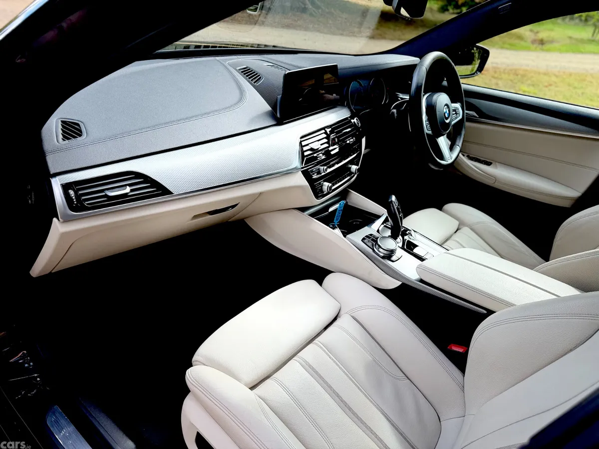 BMW 5-Series Estate, Diesel, 2018, Black