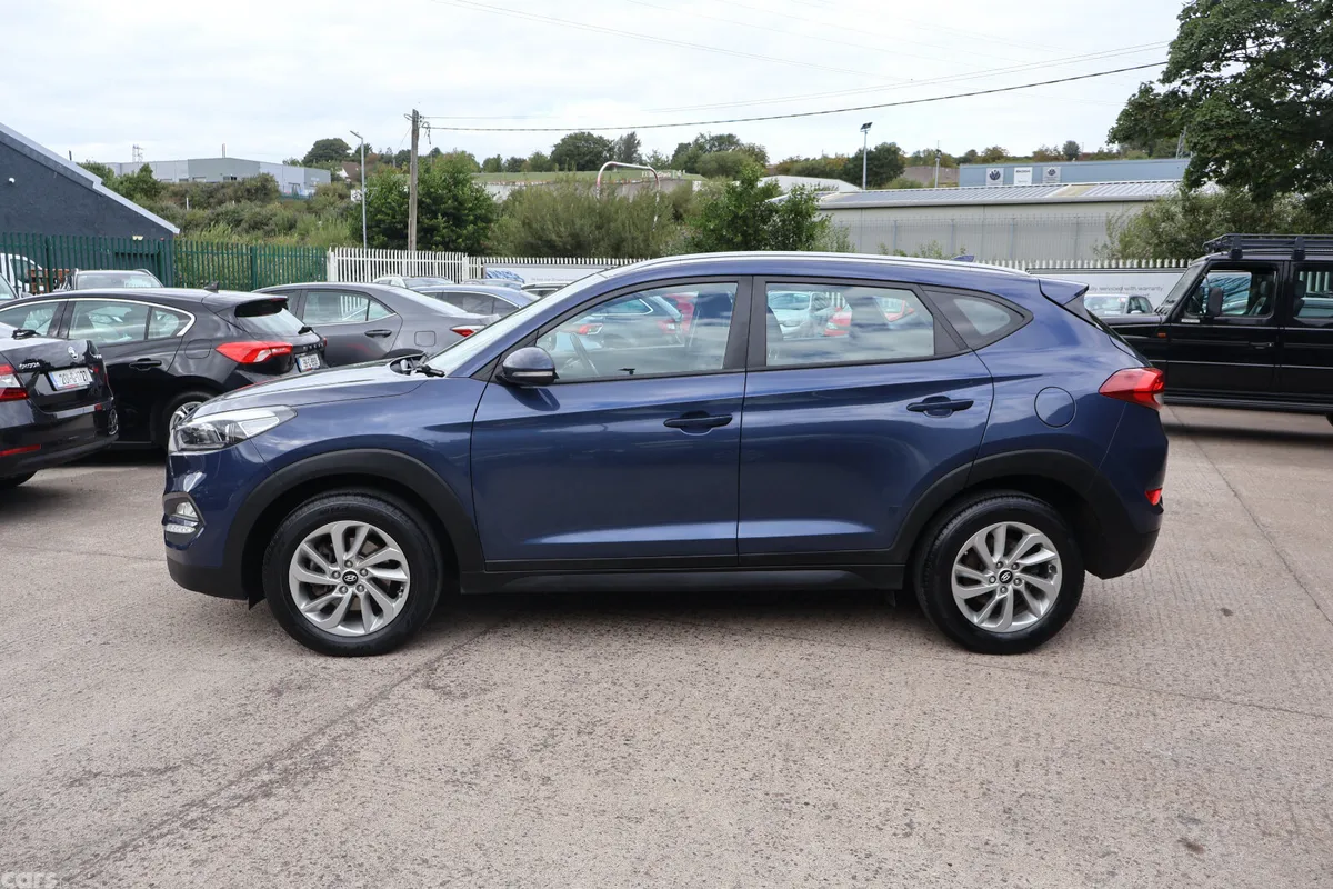 Hyundai Tucson SUV, Diesel, 2017, Blue