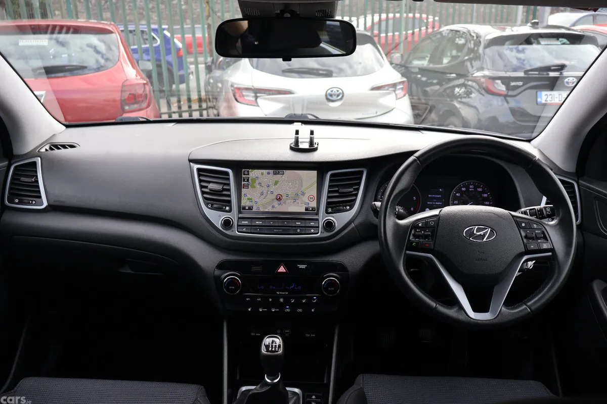 Hyundai Tucson SUV, Diesel, 2017, Blue