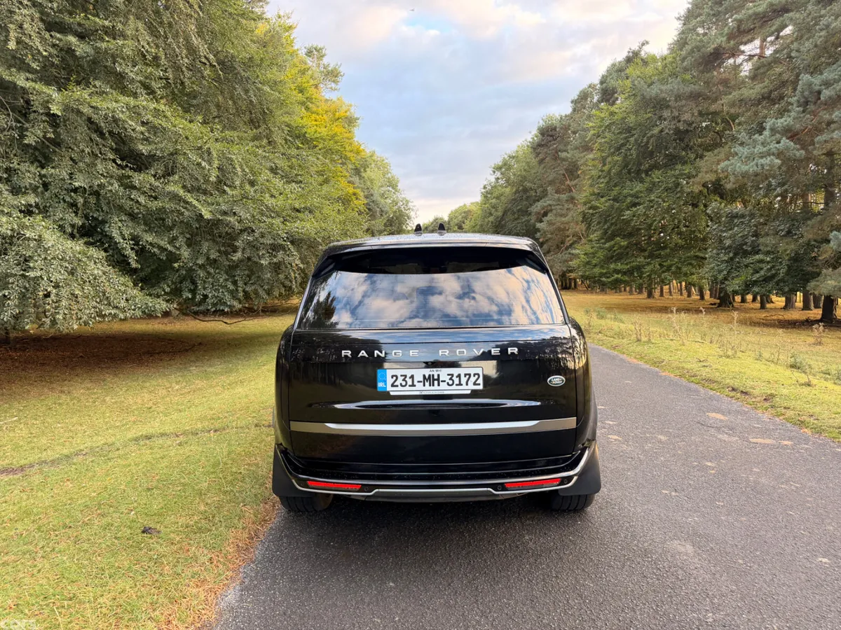 Land Rover Range Rover SUV, Petrol Plug-in Hybrid, 2023, Black