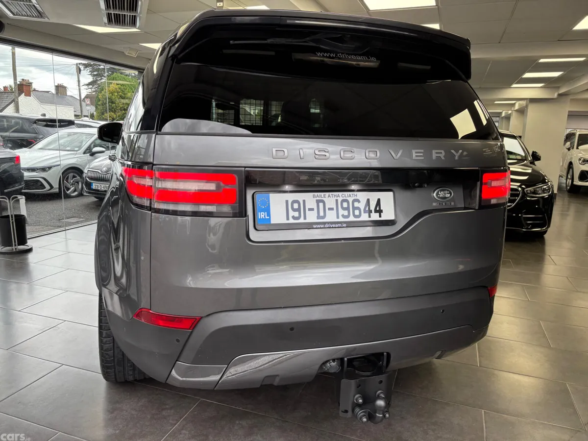 Land Rover Discovery SUV, Diesel, 2019, Grey
