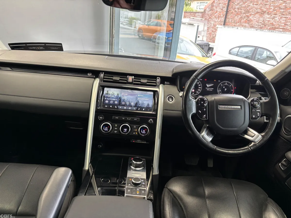 Land Rover Discovery SUV, Diesel, 2019, Grey