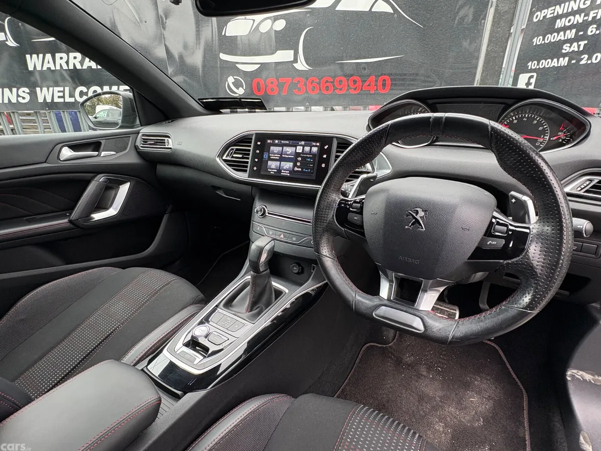 Peugeot 308 Hatchback, Petrol, 2016, Black