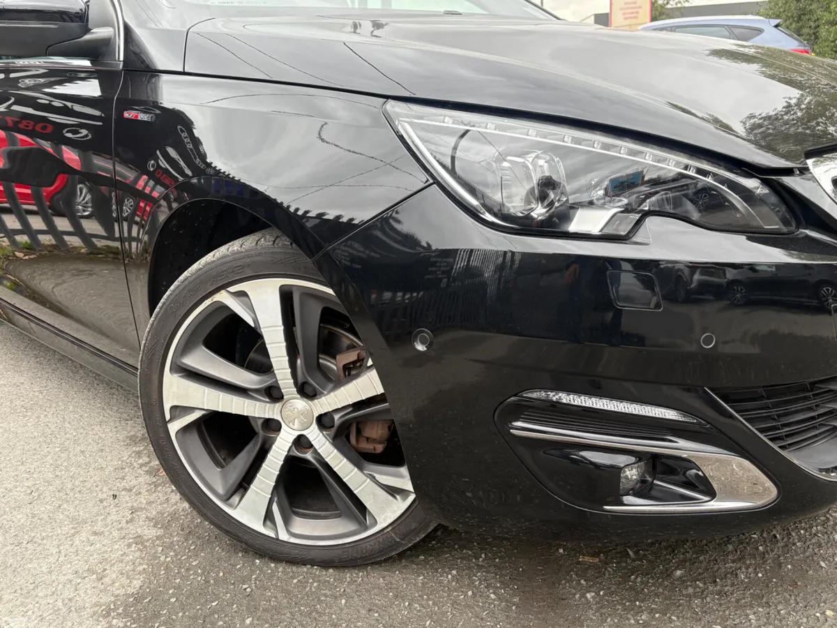 Peugeot 308 Hatchback, Petrol, 2016, Black