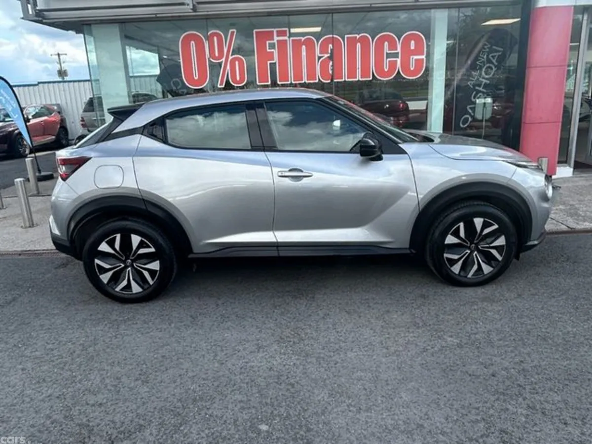 Nissan Juke MPV, Petrol, 2023, Grey
