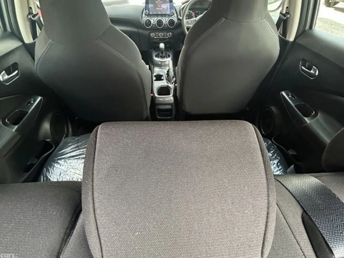 Nissan Juke MPV, Petrol, 2023, Grey