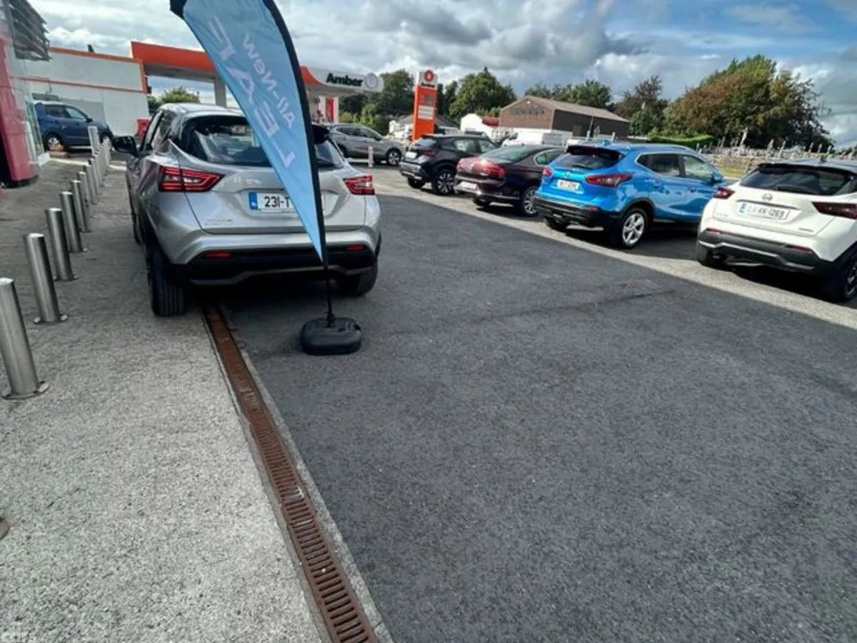 Nissan Juke MPV, Petrol, 2023, Grey