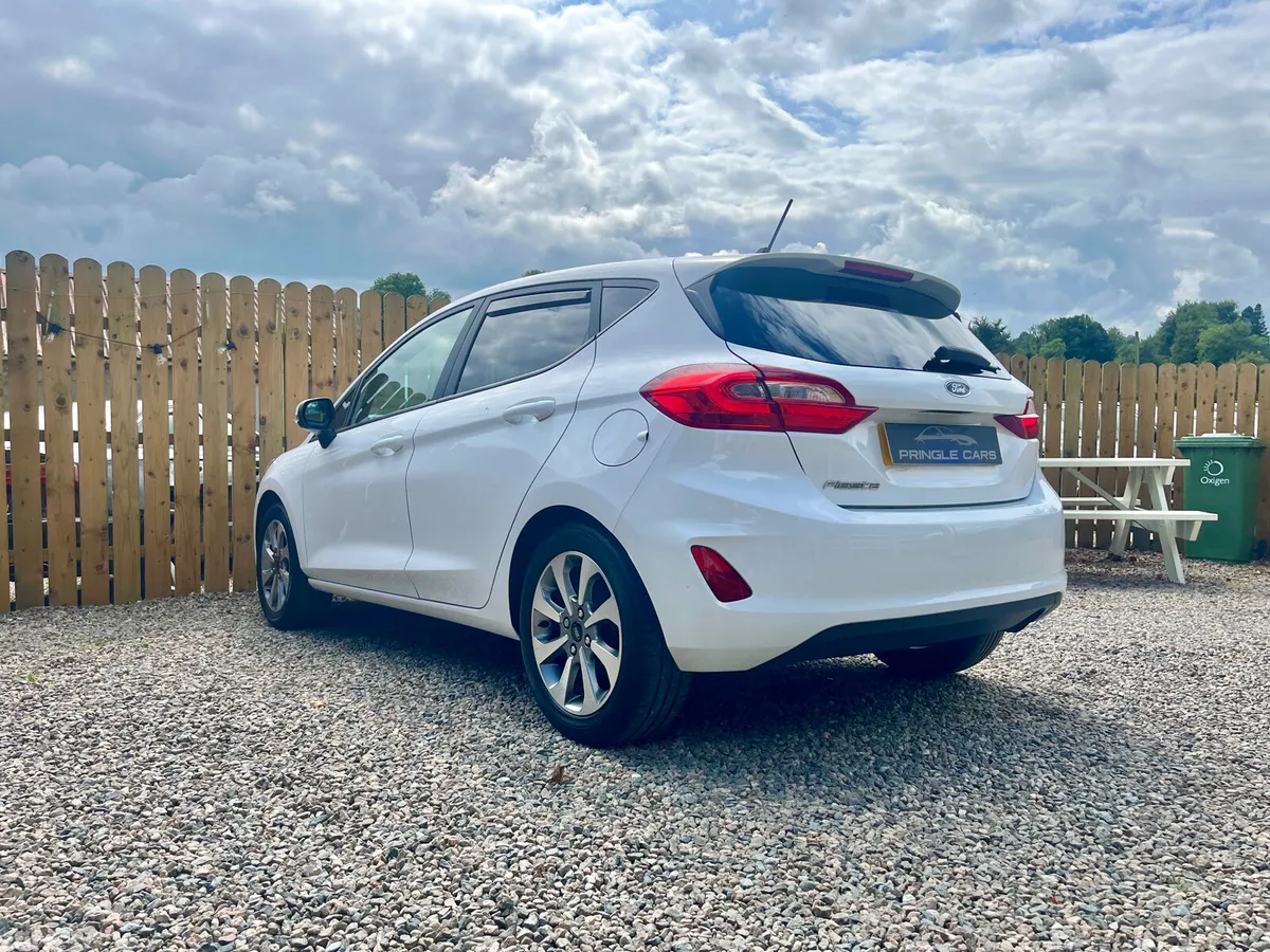 Ford Fiesta Hatchback, Petrol, 2020, White