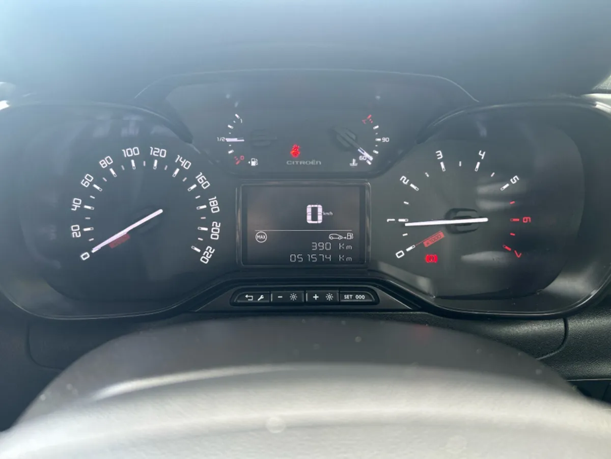 Citroen C3 Hatchback, Petrol, 2022, Grey
