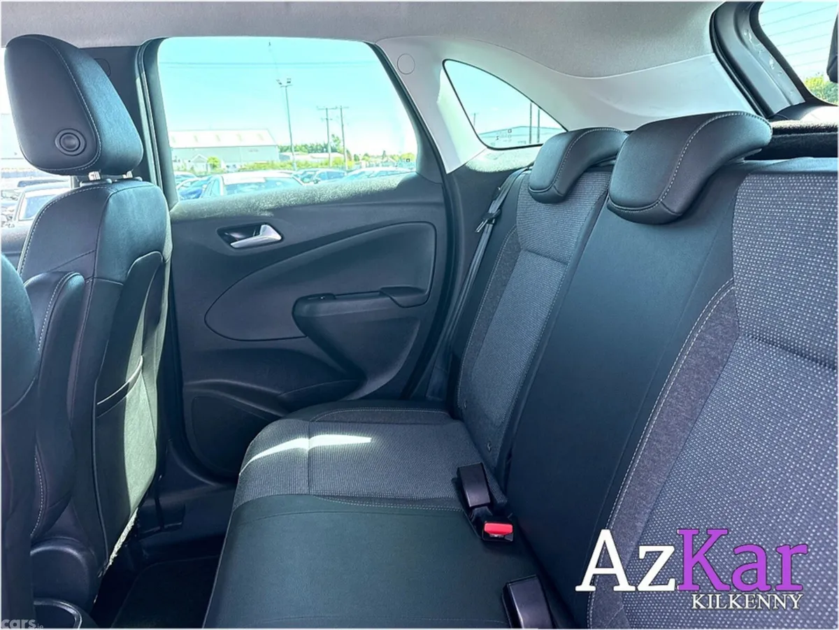 Opel Crossland X Hatchback, Petrol, 2022, Grey