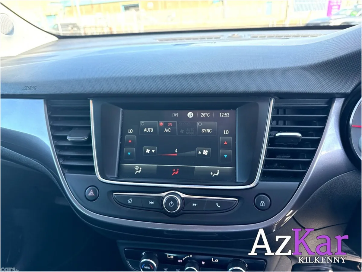 Opel Crossland X Hatchback, Petrol, 2022, Grey