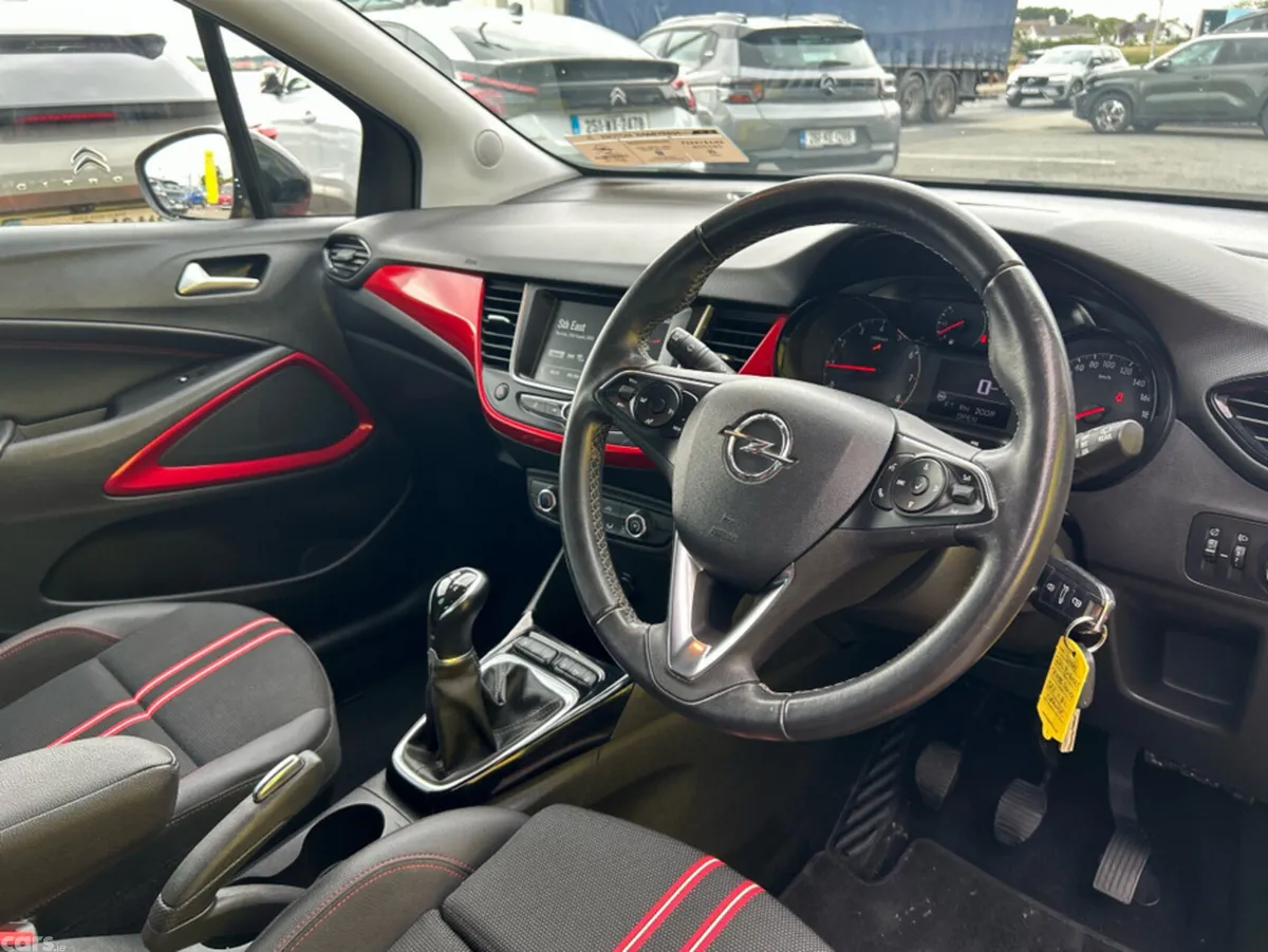 Opel Crossland MPV, Petrol, 2022, Orange
