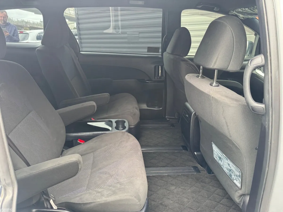 Toyota Estima MPV, Petrol Hybrid, 2018, Silver