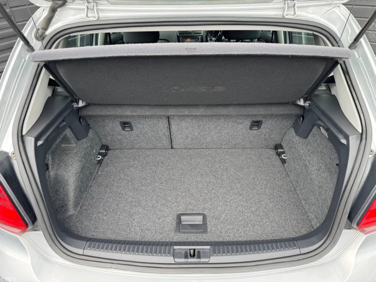 Volkswagen Polo Hatchback, Petrol, 2015, Silver