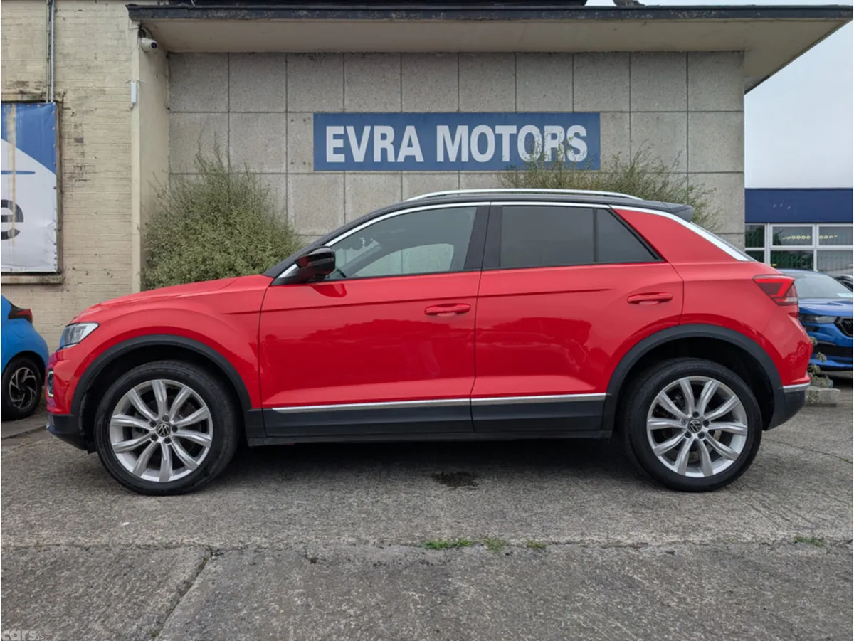 Volkswagen T-Roc SUV, Diesel, 2021, Red