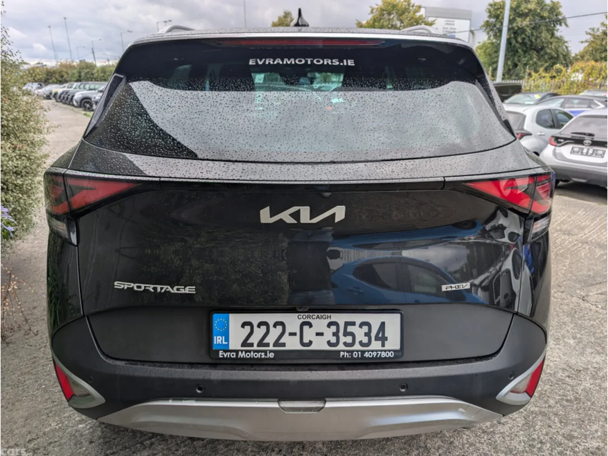 Kia Sportage MPV, Petrol Plug-in Hybrid, 2022, Black