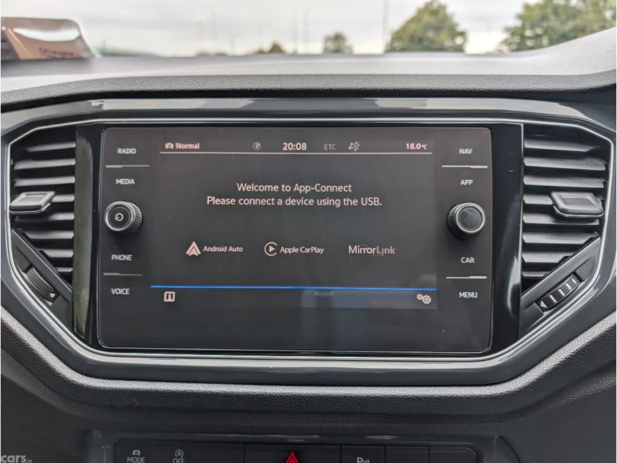Volkswagen T-Roc SUV, Diesel, 2021, Red