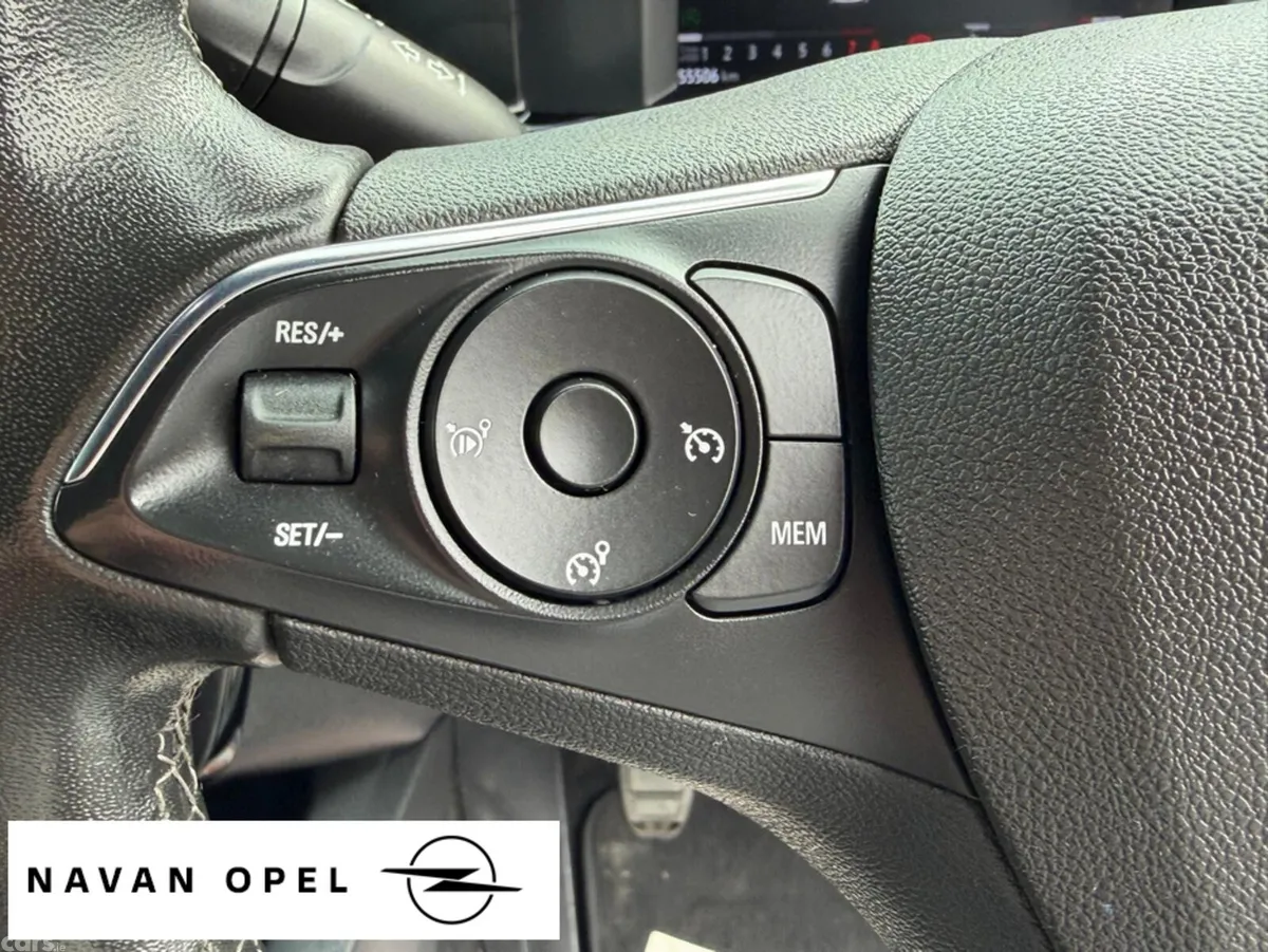 Opel Mokka SUV, Petrol, 2023, Red